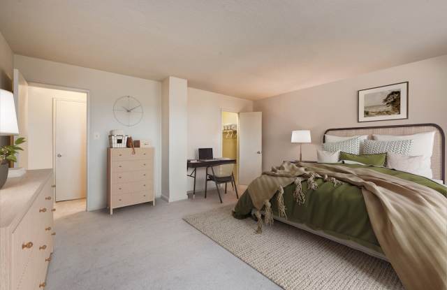 Photo of Claridge House