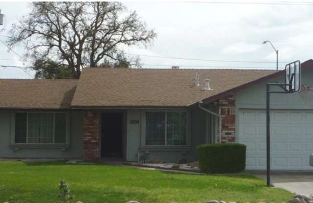 Charming Single Story Home In Ceres, Ca! photos photos