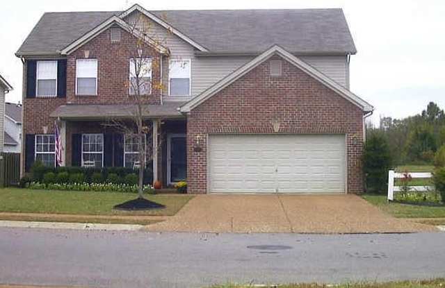 4 bed, 2.5 Bath Home w/ 2 Car Garage in Franklin Green - 3205 Dark Woods Drive, Franklin, TN 37064