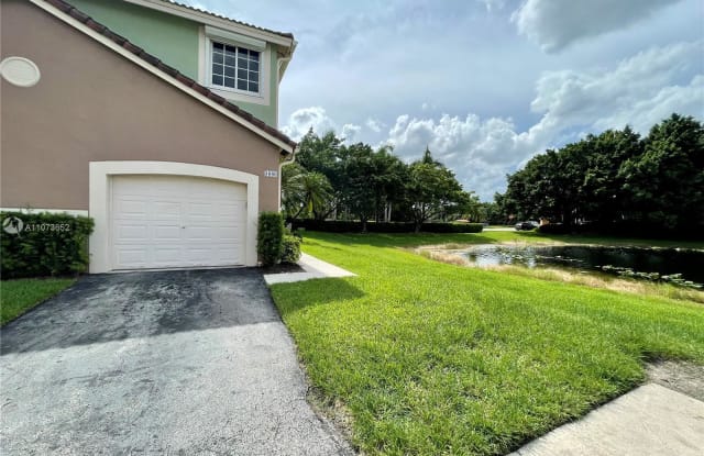 3660 San Simeon Cir - 3660 San Simeon Circle, Weston, FL 33331