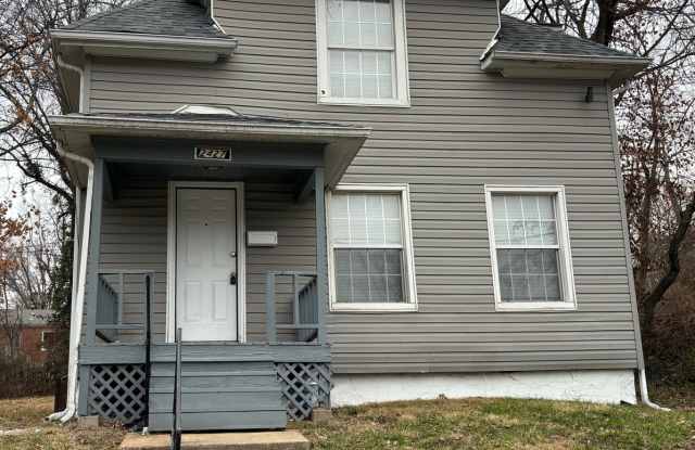 Photo of COMING SOON ! 2 STORY - Large 3 Bedroom 1 Bath Home 2 Story