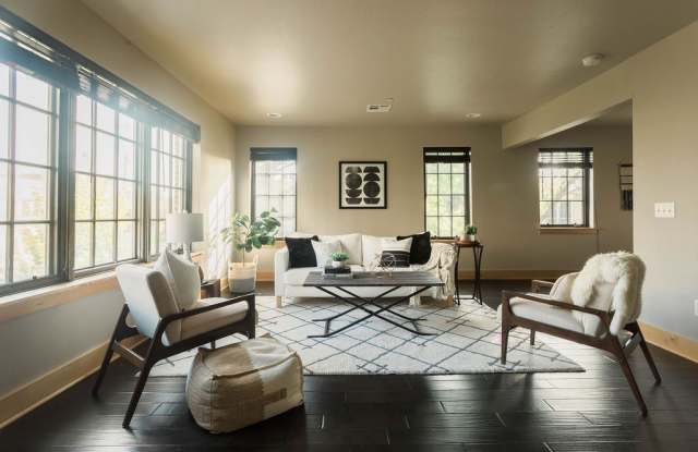 9-24 Midtown-909 NW 12th, LLC