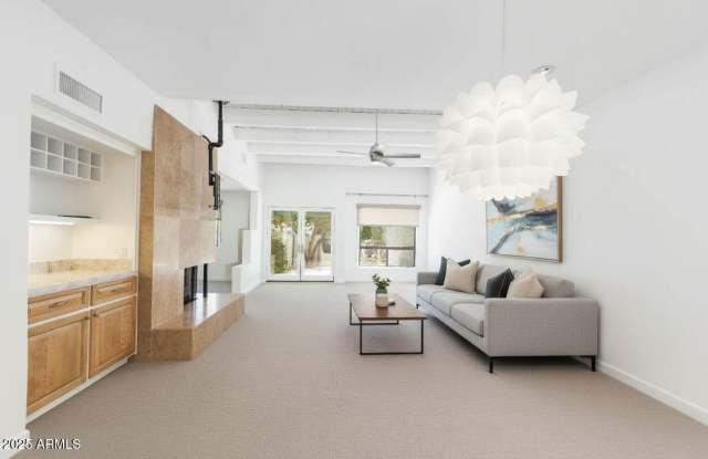 Photo of 5101 N CASA BLANCA Drive unit: 203