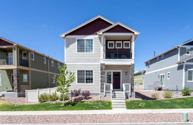 Immaculate 3-Story Home | Comfort, Space  Seasonal Perks!