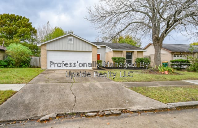 1006 Pimlico Dr - 1006 Pimlico Drive, Pearland, TX 77584