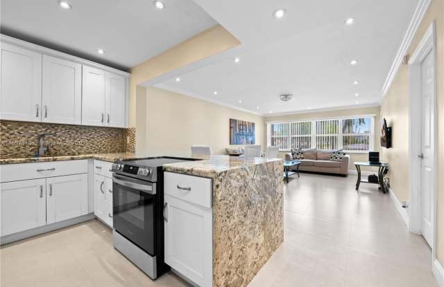 Photo of 329 SE 3rd St