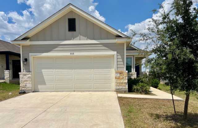 4 bedroom home for lease~$500.00 off of 1st months rent!