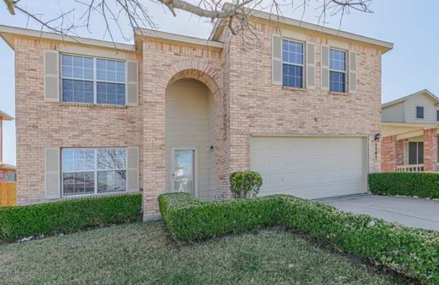 Photo of Now Leasing: Updated Two-Story Home in The Highlands – Over 2,000 Sq Ft!