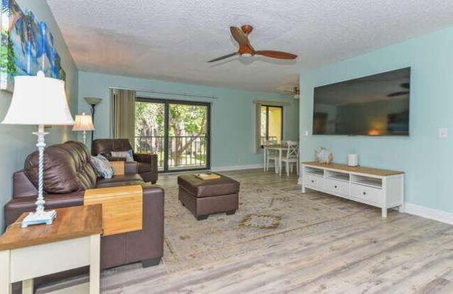 150 Pineview Road unit: L6