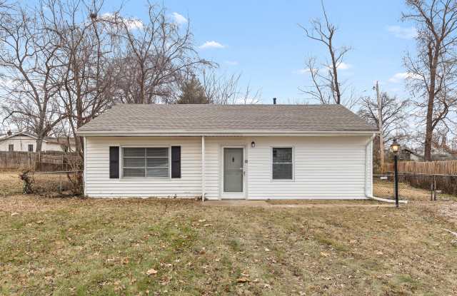 Photo of 1111 Redman Blvd