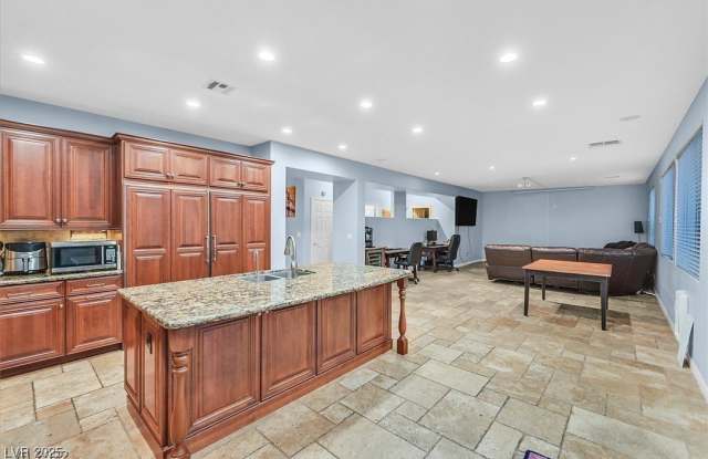 11077 Turlington Lane