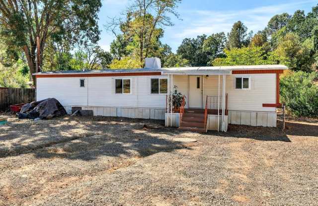 Photo of 16715cachecreeklane.is4lease.com