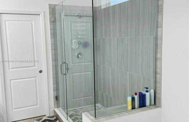 Photo of 7254 Desert Mandarin