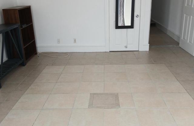 6824 TORRESDALE Avenue