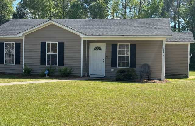 Darling home outside City Limits