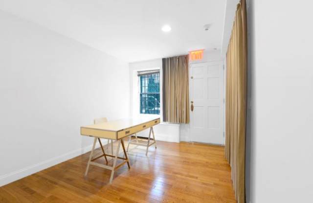 Photo of 205 East 61st Street