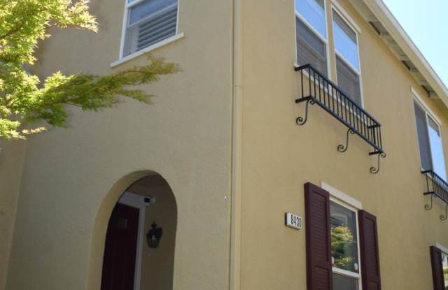 8430 Cyrstal Walk Circle #65