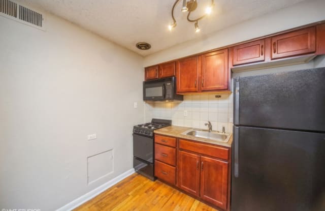 1355 Pearl