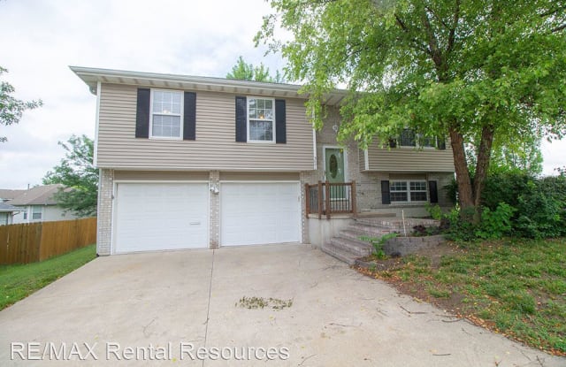 3601 Lupine Dr - 3601 Lupine Drive, Columbia, MO 65201