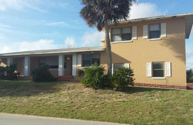 128 Sunrise Boulevard - 128 Sunrise Boulevard, Daytona Beach, FL 32118