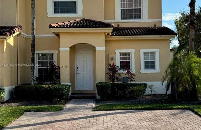 Photo of 4100 NE 24 Drive