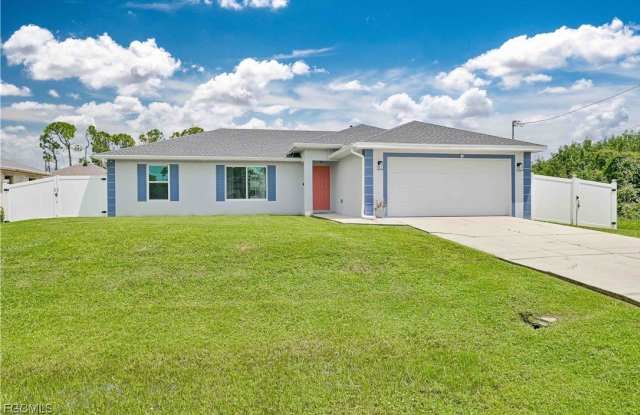 Photo of 3445 NE 8th Place