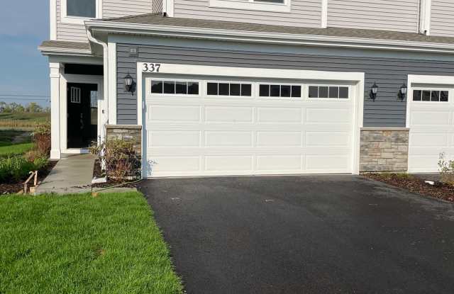 Photo of 337 Red Oak Circle