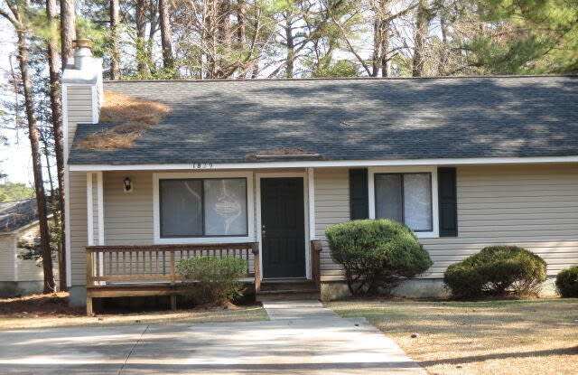 1829 Countrywood Boulevard - 1829 Countrywood Boulevard, Onslow County, NC 28540