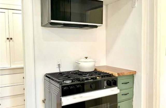 Photo of 2122 Navarro Avenue