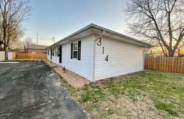 314 E Webster St - 314 East Webster Street, Springfield, MO 65802