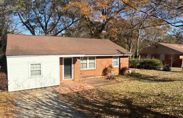 Photo of Charming 3-bedroom home in Forest Park!