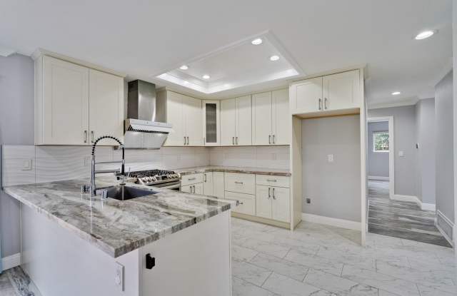 Photo of Stunning Single Family Home