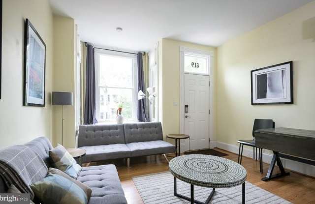 Photo of 519 10TH Street SE