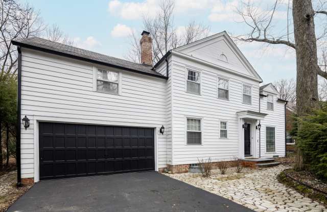 Photo of 21199 Fairmount Boulevard