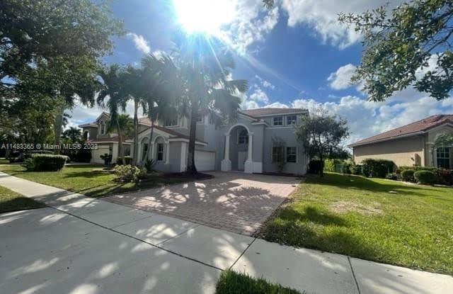 16314 NW 12th St - 16314 Northwest 12th Street, Pembroke Pines, FL 33028