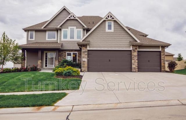 12203 Longshore Dr. - 12203 Longshore Ave, Sarpy County, NE 68046