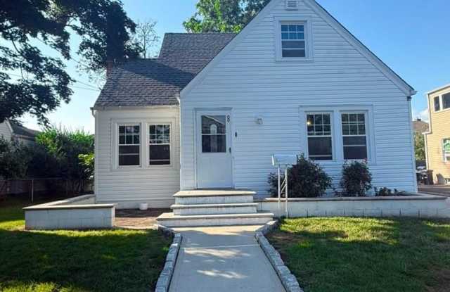 8 Herman Avenue