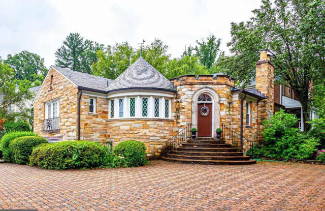 8212 OLD GEORGETOWN ROAD