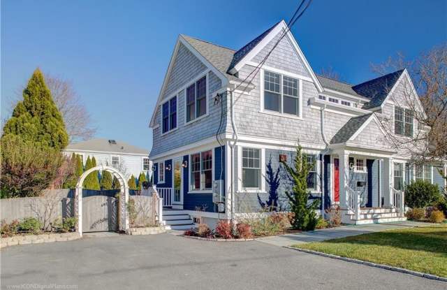 Photo of 2 Katzman Place