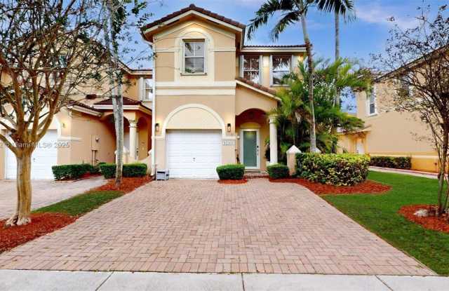 12300 SW 123 Passage