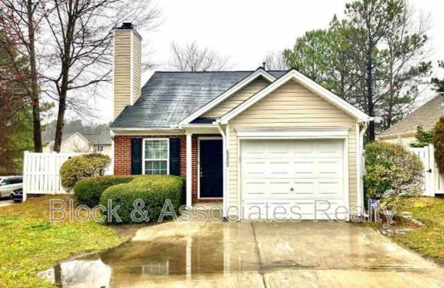 Photo of 4225 Lake Woodard Drive