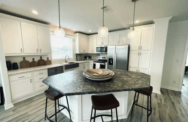 Photo of 34628 Ballyhoo Drive