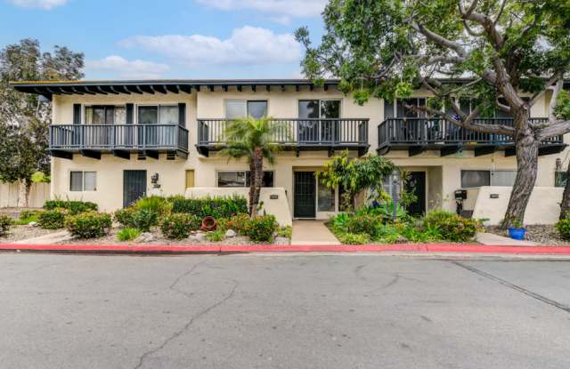 4373 Loma Riviera Court