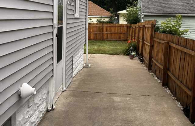 25 Orchard Park Road