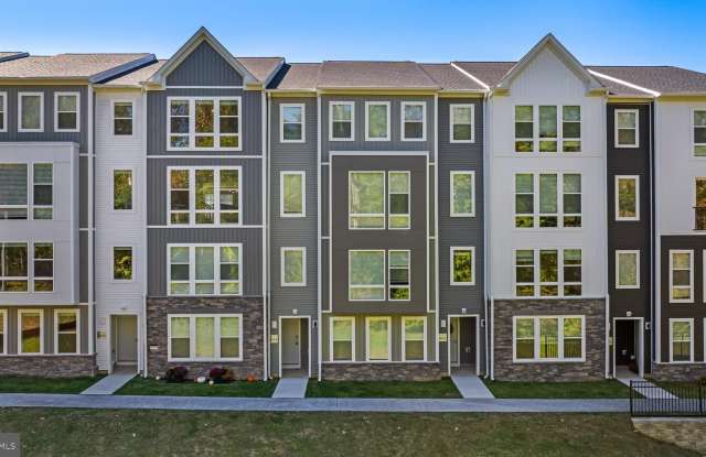 Photo of 900 GILBERT Road unit: 3614A