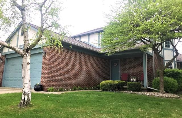 15704 HUNTCLIFF Drive - 15704 Huntcliff Drive, Macomb County, MI 48044