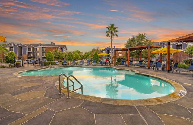 Grand Palms Apartment Homes