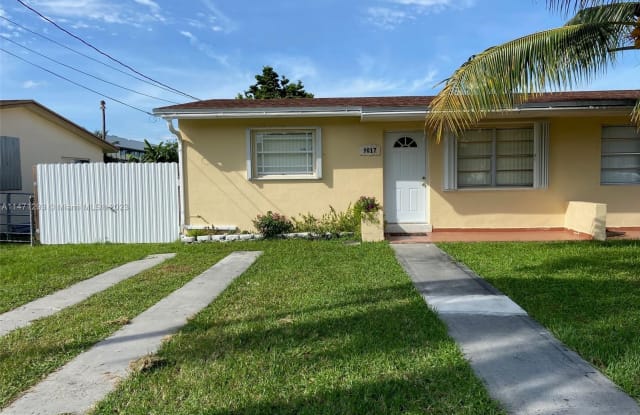 9015 SW 25th St - 9015 Southwest 25th Street, Westchester, FL 33165