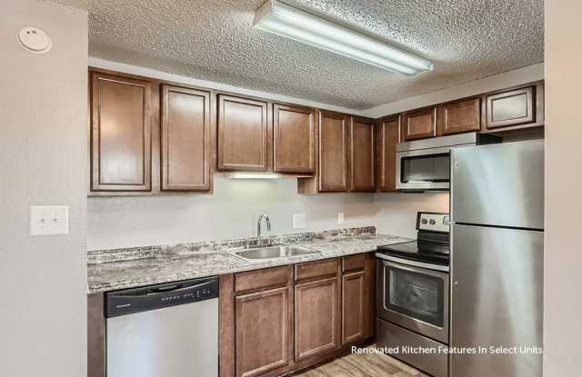 Fox Hill Apartments