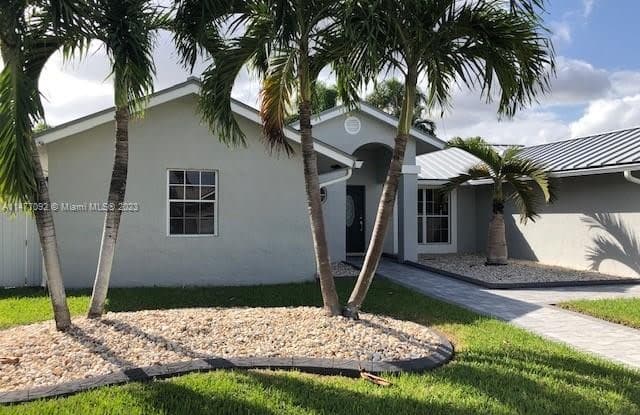 16460 SW 144th Pl - 16460 Southwest 144th Place, Richmond West, FL 33177